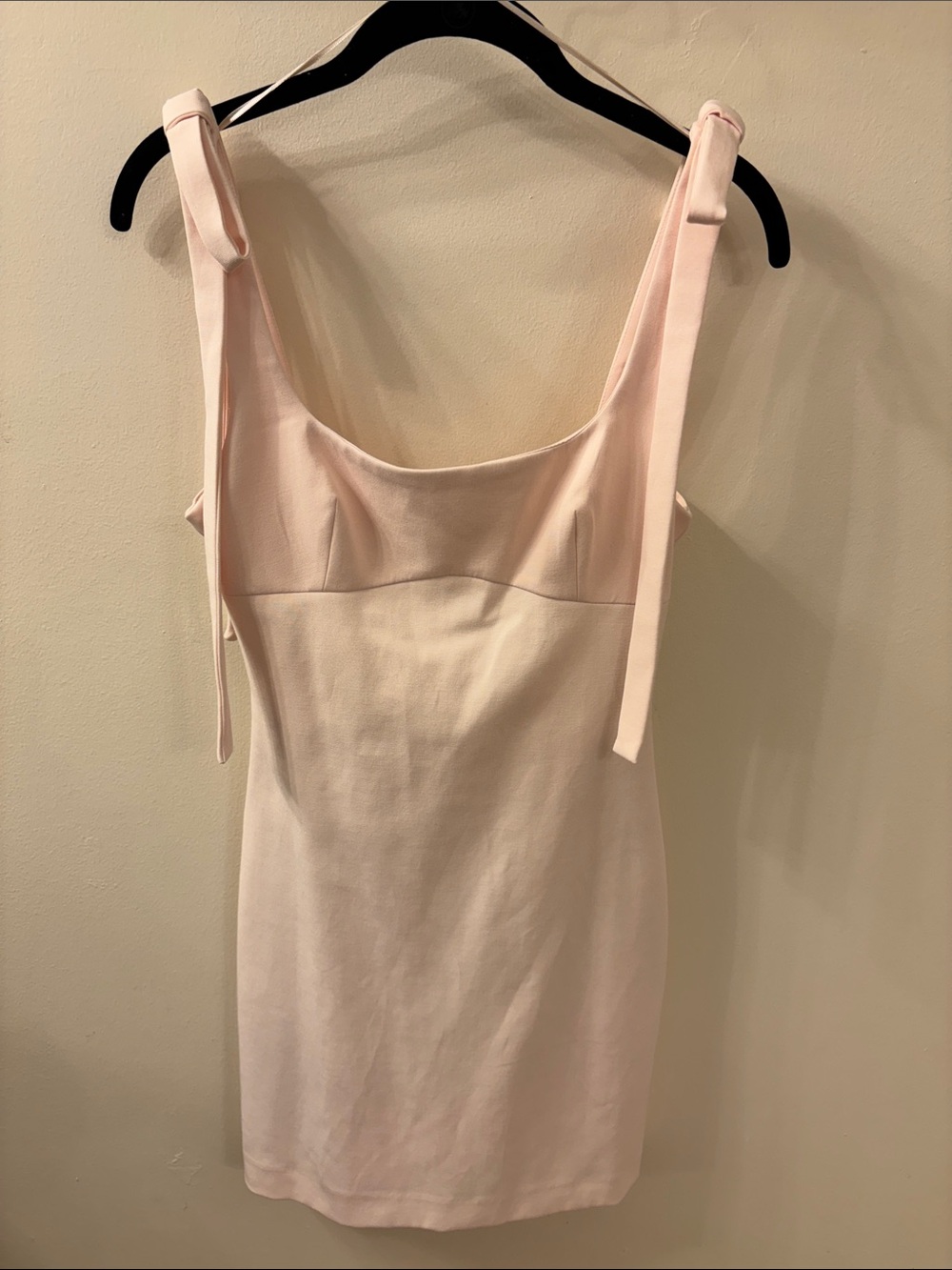 Zara Tie-Shoulder Sweetheart Mini Dress in Blush